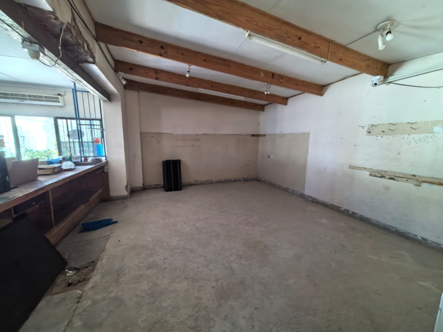 6 Bedroom Property for Sale in Parys Free State